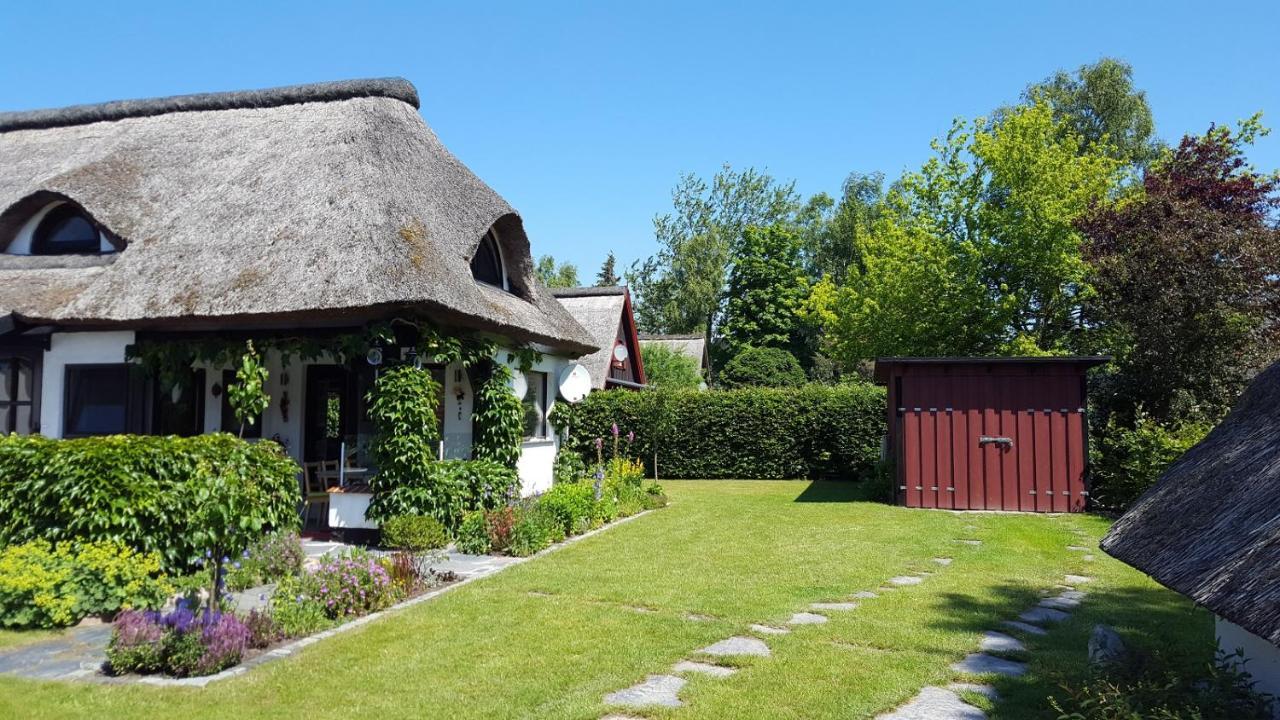 Villa Reetdachhaus Schorsch à Börgerende-Rethwisch Extérieur photo